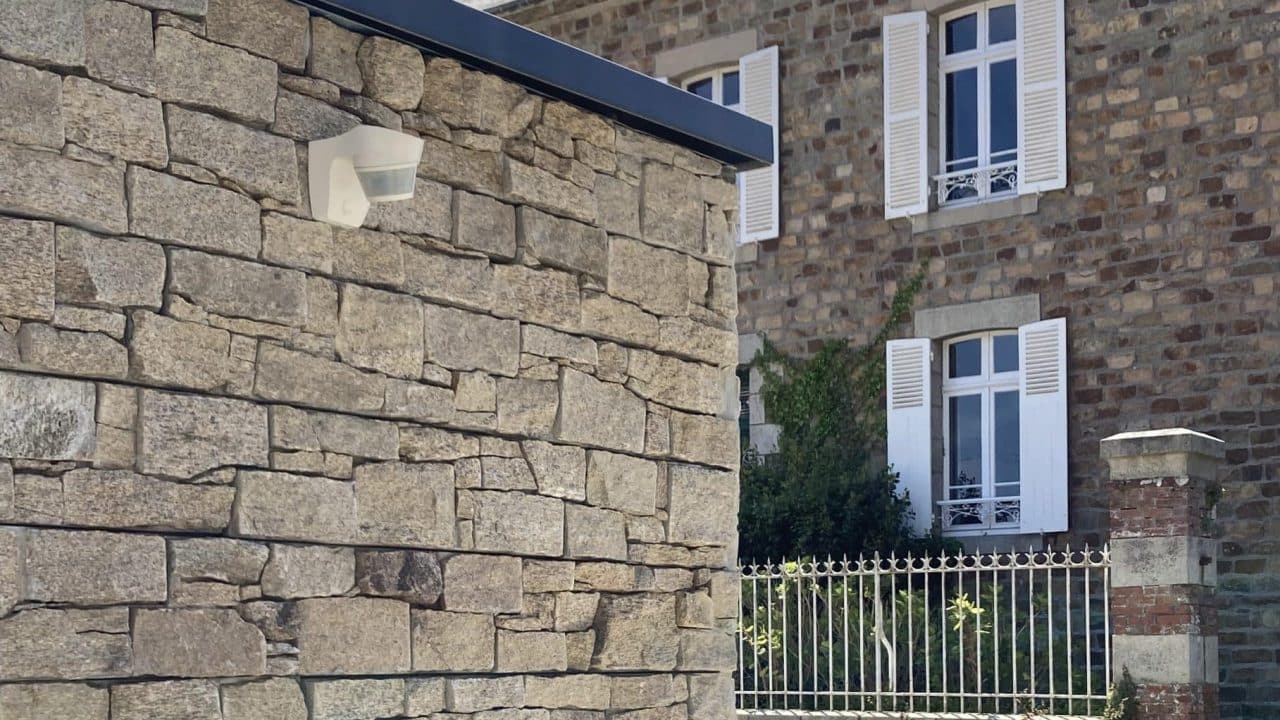 Plaque Habillage Mur Exterieur