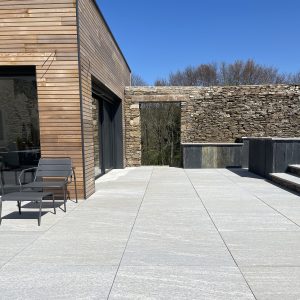 perspective-terrasse-pierre-naturelle-grise-hestia