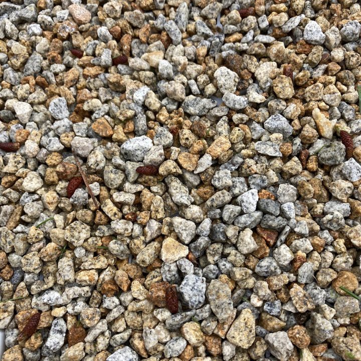 Zoom sur gravillons concassés de Maigrit.